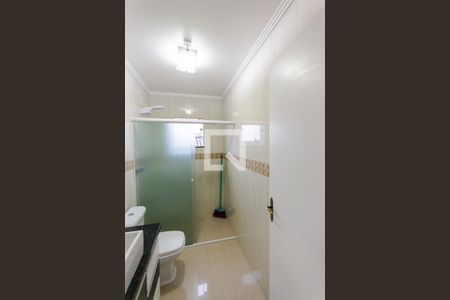 Casa à venda com 172m², 3 quartos e 2 vagas Casa à venda com 172m², 3 quartos e 2 vagasBanheiro