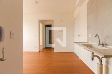 Apartamento para alugar com 40m², 2 quartos e sem vaga Apartamento para alugar com 40m², 2 quartos e sem vagaCozinha e Área de Serviço