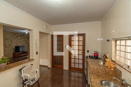 Casa para alugar com 293m², 4 quartos e 3 vagas Casa para alugar com 293m², 4 quartos e 3 vagasCozinha