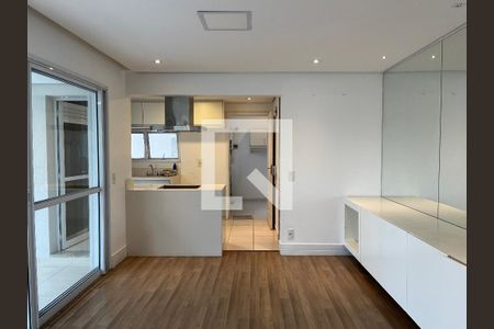 Sala de apartamento para alugar com 3 quartos, 101m² em Vila Romana, São Paulo
