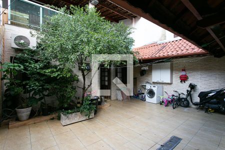 Apartamento à venda com 300m², 4 quartos e sem vagaQuintal