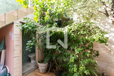 Apartamento à venda com 300m², 4 quartos e sem vagaBanheiro de Serviço