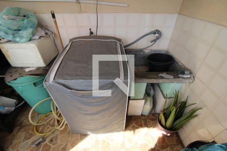 Casa à venda com 144m², 4 quartos e 1 vagaLavanderia