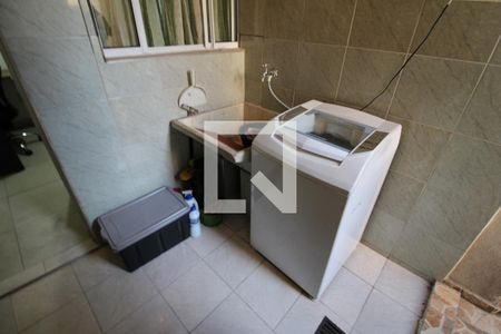 Casa à venda com 144m², 4 quartos e 1 vagaCasa 2  Lavanderia