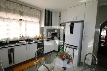 Casa à venda com 144m², 4 quartos e 1 vagaCozinha