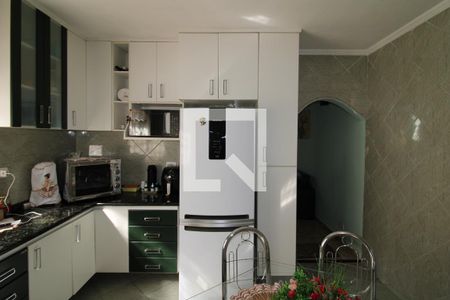 Casa à venda com 144m², 4 quartos e 1 vagaCozinha