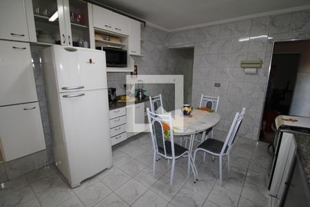 Casa à venda com 144m², 4 quartos e 1 vagaCasa 2 Cozinha