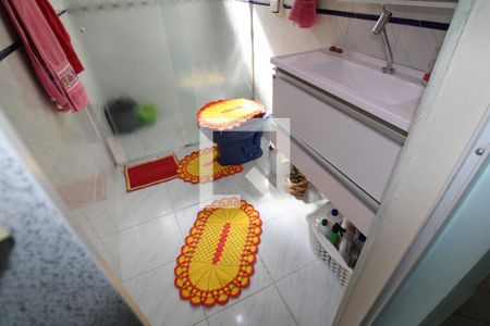 Casa à venda com 144m², 4 quartos e 1 vagaBanheiro