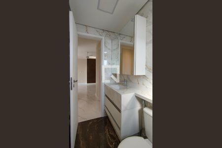 Apartamento à venda com 83m², 3 quartos e 2 vagasBanheiro