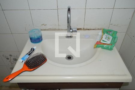 Casa à venda com 114m², 5 quartos e 1 vagaBanheiro