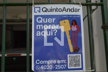 Casa à venda com 114m², 5 quartos e 1 vagaPlaquinha