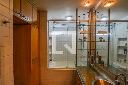 Apartamento para alugar com 294m², 5 quartos e 2 vagasBanheiro Social