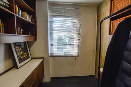 Apartamento para alugar com 294m², 5 quartos e 2 vagasQuarto de Serviço