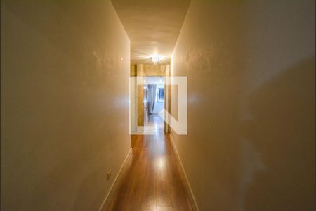 Apartamento para alugar com 294m², 5 quartos e 2 vagasCorredor