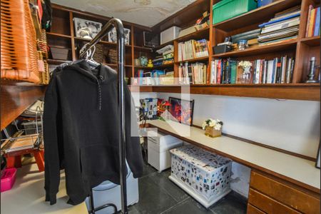 Apartamento para alugar com 294m², 5 quartos e 2 vagasQuarto de Serviço