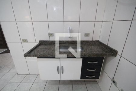 Cozinha de casa de condomínio para alugar com 2 quartos, 50m² em Ipiranga, São Paulo