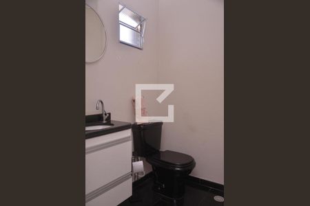 Apartamento à venda com 150m², 3 quartos e 2 vagasBanheiro da área de serviço 