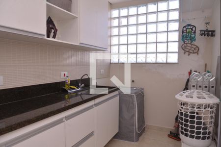 Apartamento à venda com 150m², 3 quartos e 2 vagasÁrea de serviço 