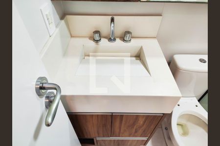 Apartamento à venda com 54m², 2 quartos e 1 vagaBanheiro Social