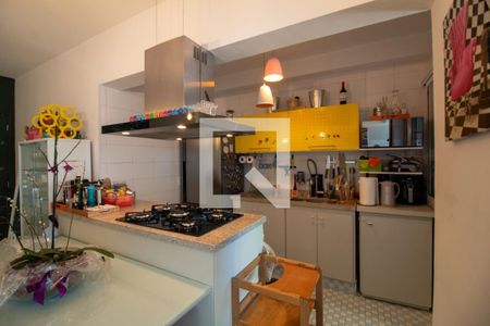 Apartamento à venda com 74m², 2 quartos e 2 vagasCozinha