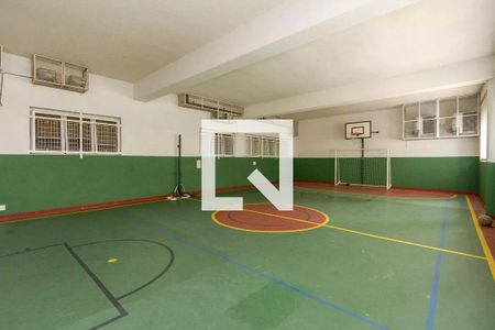 Apartamento à venda com 74m², 2 quartos e 2 vagasÁrea comum - Quadra