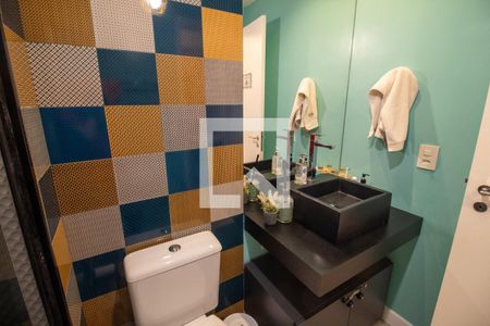 Apartamento à venda com 74m², 2 quartos e 2 vagasBanheiro