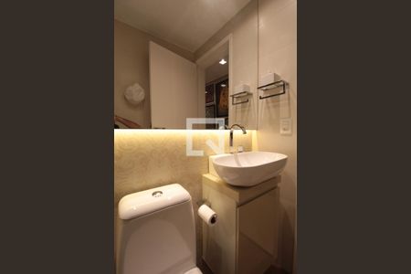 Apartamento à venda com 65m², 2 quartos e 1 vagaBanheiro Social