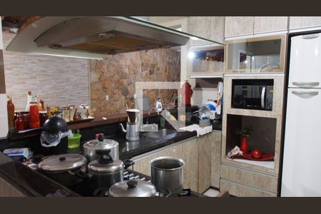 Casa à venda com 260m², 4 quartos e 1 vagaCozinha