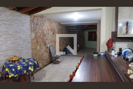 Casa à venda com 260m², 4 quartos e 1 vagaQuintal interno