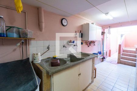 Casa à venda com 142m², 3 quartos e 3 vagas Casa à venda com 142m², 3 quartos e 3 vagasÁrea de Serviço