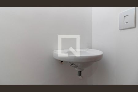 Casa à venda com 130m², 3 quartos e 4 vagas Casa à venda com 130m², 3 quartos e 4 vagasLavabo