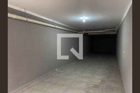 Casa à venda com 130m², 3 quartos e 4 vagas Casa à venda com 130m², 3 quartos e 4 vagasGaragem