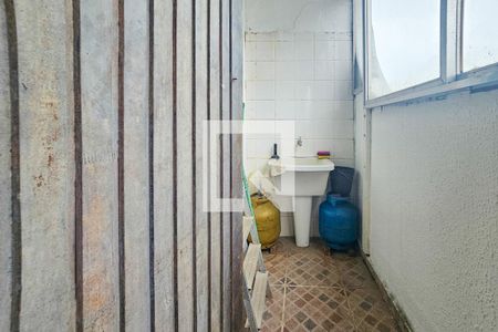 Apartamento para alugar com 300m², 4 quartos e 2 vagas Apartamento para alugar com 300m², 4 quartos e 2 vagasÁrea de serviço