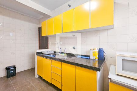 Apartamento para alugar com 300m², 4 quartos e 2 vagas Apartamento para alugar com 300m², 4 quartos e 2 vagasCozinha