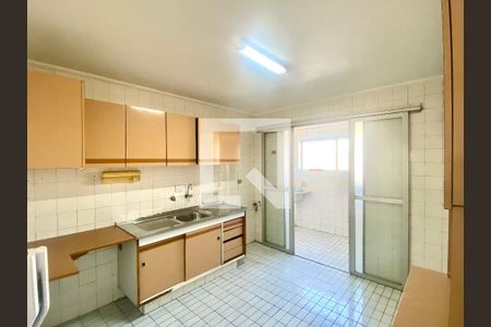Apartamento à venda com 80m², 2 quartos e 1 vaga Apartamento à venda com 80m², 2 quartos e 1 vagaCozinha