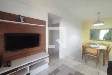 Sala de apartamento para alugar com 3 quartos, 74m² em Taquara, Rio de Janeiro