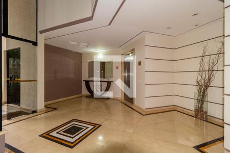 Apartamento à venda com 132m², 3 quartos e 4 vagasHall social