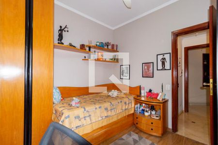 Apartamento à venda com 132m², 3 quartos e 4 vagasQuarto 2