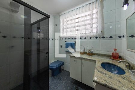 Casa à venda com 328m², 4 quartos e 4 vagasBanheiro - Casa 2