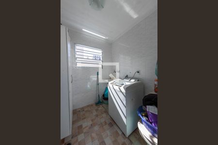 Casa à venda com 328m², 4 quartos e 4 vagasLavanderia - Casa 1