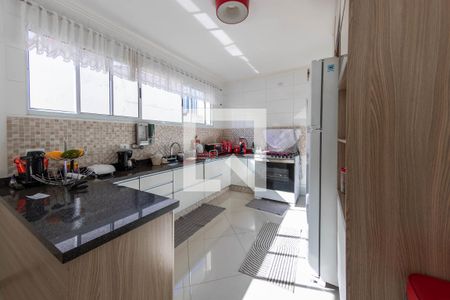 Casa à venda com 328m², 4 quartos e 4 vagasCozinha - Casa 1