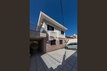 Casa à venda com 328m², 4 quartos e 4 vagasGaragem
