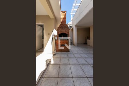 Casa à venda com 328m², 4 quartos e 4 vagasQuintal - Casa 2