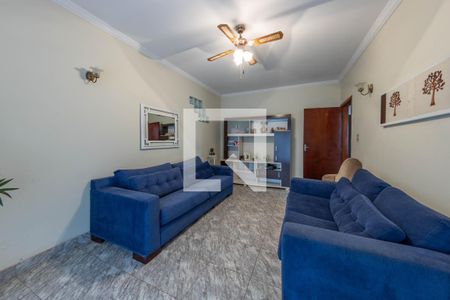 Casa à venda com 328m², 4 quartos e 4 vagasSala - Casa 2