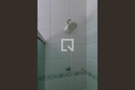 Casa à venda com 328m², 4 quartos e 4 vagasBanheiro externo- Casa 2