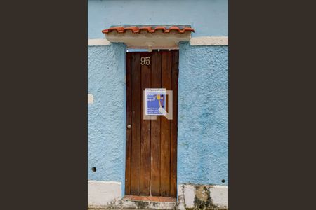 Casa à venda com 111m², 2 quartos e 3 vagas Casa à venda com 111m², 2 quartos e 3 vagasplaquinha