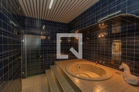 Casa à venda com 510m², 5 quartos e 12 vagas Casa à venda com 510m², 5 quartos e 12 vagasÁrea comum