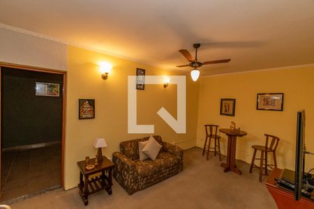 Casa à venda com 510m², 5 quartos e 12 vagas Casa à venda com 510m², 5 quartos e 12 vagasSala de TV 2