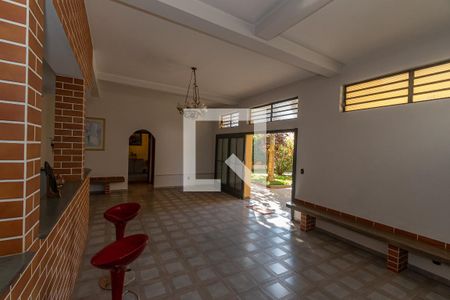 Casa à venda com 510m², 5 quartos e 12 vagas Casa à venda com 510m², 5 quartos e 12 vagasÁrea comum