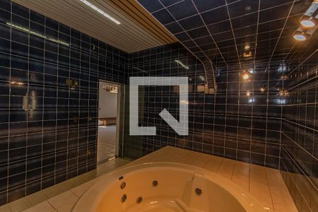 Casa à venda com 510m², 5 quartos e 12 vagas Casa à venda com 510m², 5 quartos e 12 vagasÁrea comum